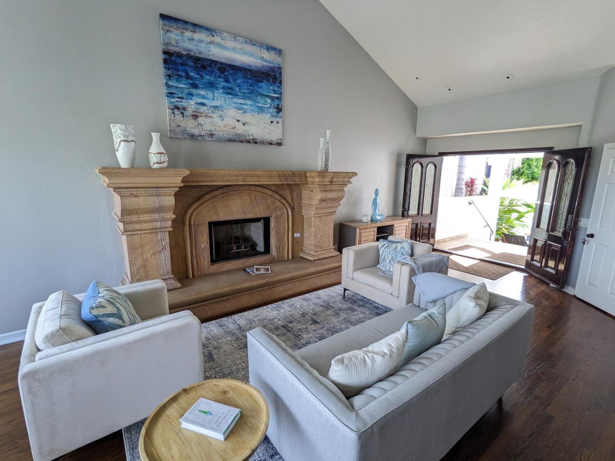 Casa Paradiso - A Private In Of The City! Holiday home *